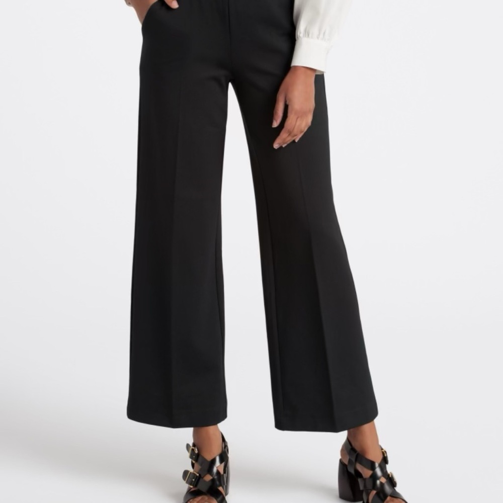 Sophisticated Black Wide-Leg Trousers